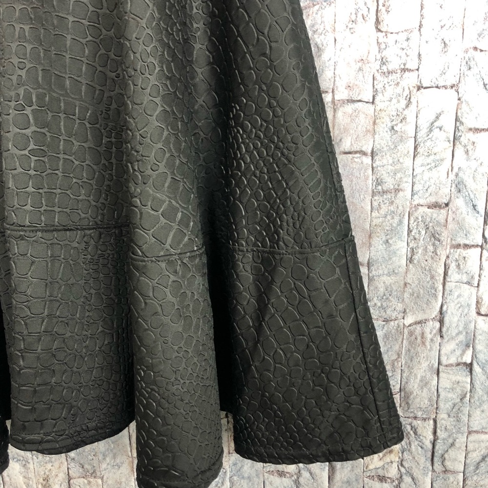 Love Ady Sleeveless Black A-Line Dress - Picture 3 of 5